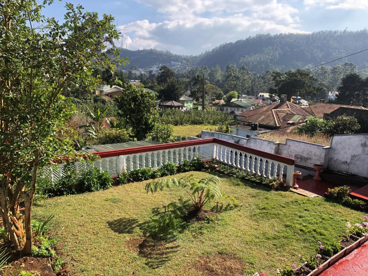 White Cottage Νουβάρα Ελίγια Εξωτερικό φωτογραφία